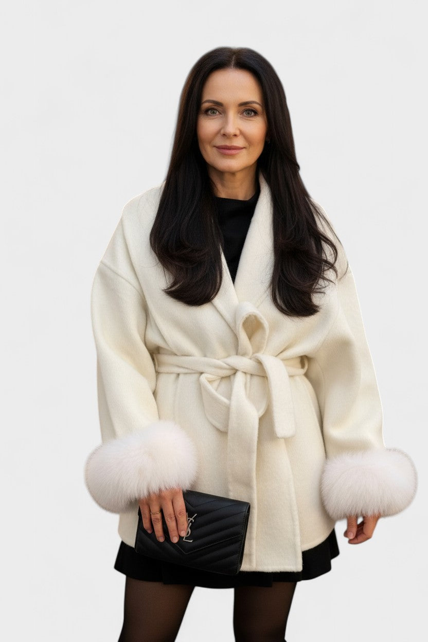 Dagmar | Elegant frakke med økopels